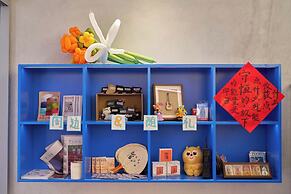 Tiaohai Living Youth Hotel
