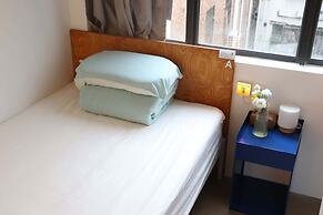 Tiaohai Living Youth Hotel