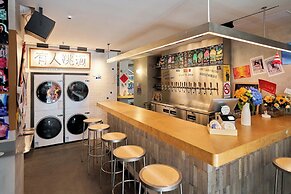 Tiaohai Living Youth Hotel