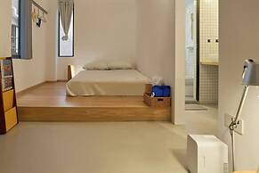 Tiaohai Living Youth Hotel