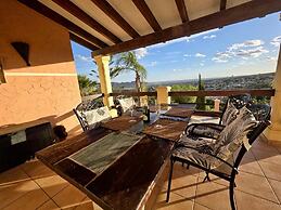 Charming Villa With Private Garden