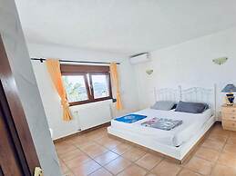 Charming Villa With Private Garden