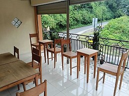 Dua Puteri Homestay Bromo