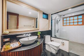 Leva Boutique Hotel