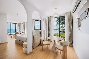 Leva Boutique Hotel