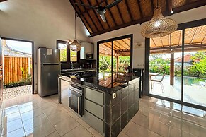 Villa Sukhaloka by AGATA - Private Pool