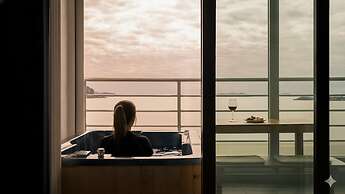 The Seaside Taean