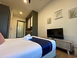 Ceylonz Suites by Stayla