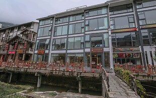 Cozy Boutique Hotel