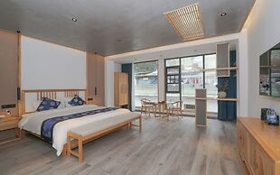 Cozy Boutique Hotel