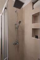 15 Minutes Walk to Acropolis, Minimalist Studio