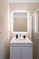 15 Minutes Walk to Acropolis, Minimalist Studio