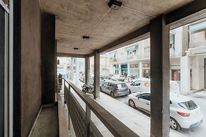15 Minutes Walk to Acropolis, Minimalist Studio