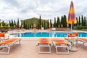 Hotiday Apartments Costa degli Etruschi