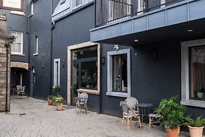 The Hat Maker Boutique Hotel