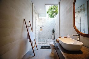 Bukti Garden Villa