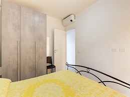 Apartment in With Swimming Pool and sea View