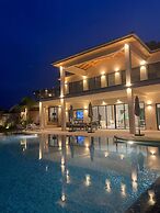 Royal Tiki Lodges