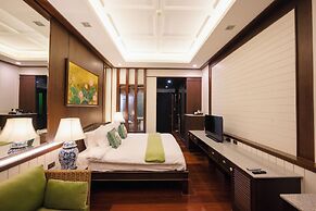 At Tree Hotel Thaphae Gate Chiangmai