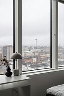 12th Floor Sauna Retreat with Views