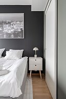 12th Floor Sauna Retreat with Views