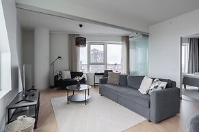 12th Floor Sauna Retreat with Views