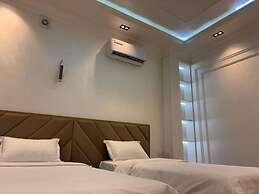 Donish Hotel