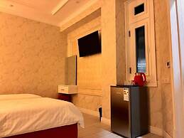 Donish Hotel