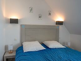 Peaceful Coastal Stay With Access to Pool