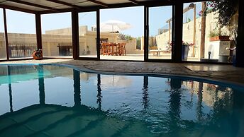 Estate in La Sabina With Private Pool