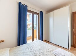 Apartment With air Conditioning and Terrace