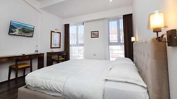 Hotel Republika Berat