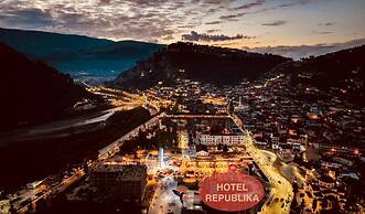 Hotel Republika Berat