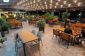 Almare Apartments