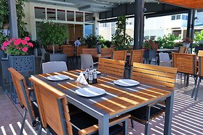 Almare Apartments
