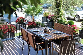 Almare Apartments