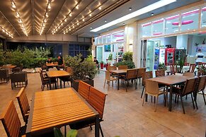 Almare Apartments