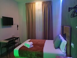 Paradise Suites Madrid