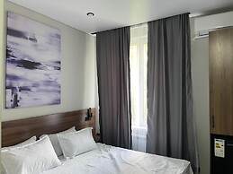 AIRIS RESIDENCE hotel