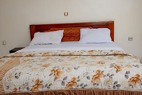 Elegant Villa Apart