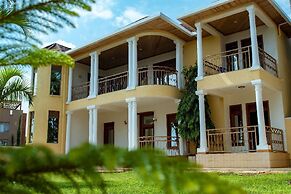 Elegant Villa Apart