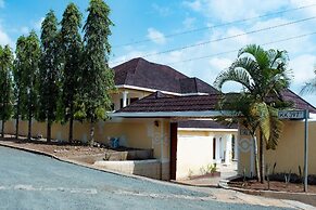 Elegant Villa Apart