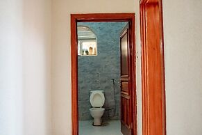 Elegant Villa Apart