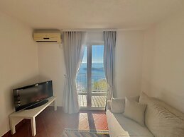 Calma Vista Apartments