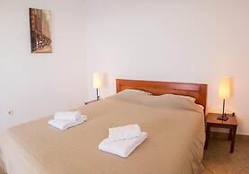 Calma Vista Apartments