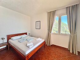 Calma Vista Apartments