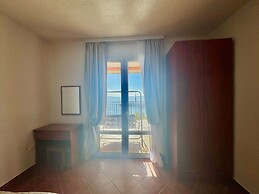 Calma Vista Apartments