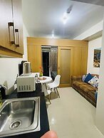 Elegant Pasay City Apartment With Central Heating & Shared Pool