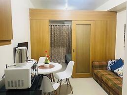 Elegant Pasay City Apartment With Central Heating & Shared Pool