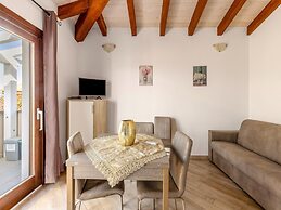 Air-conditioned Penthouse With Terrace and Parking